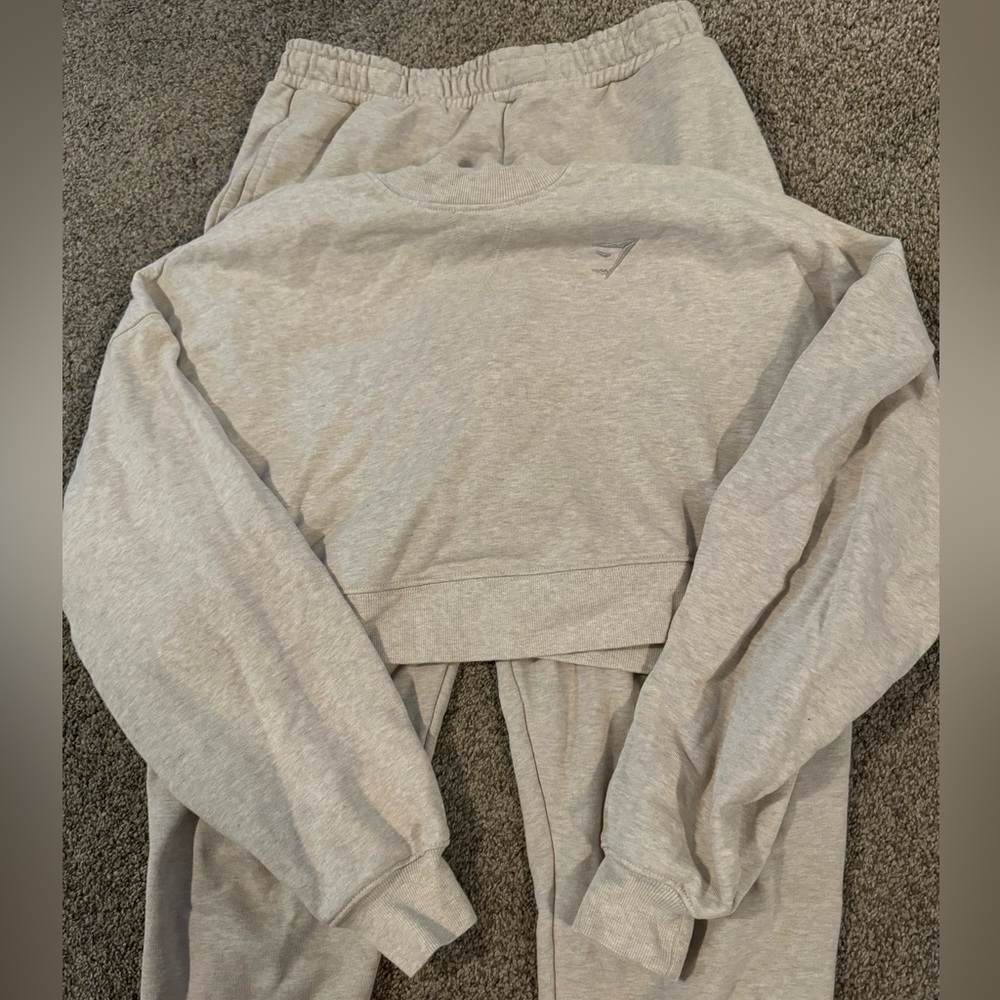Gymshark Rest Day Crop Pull & Jogger Set - image 3